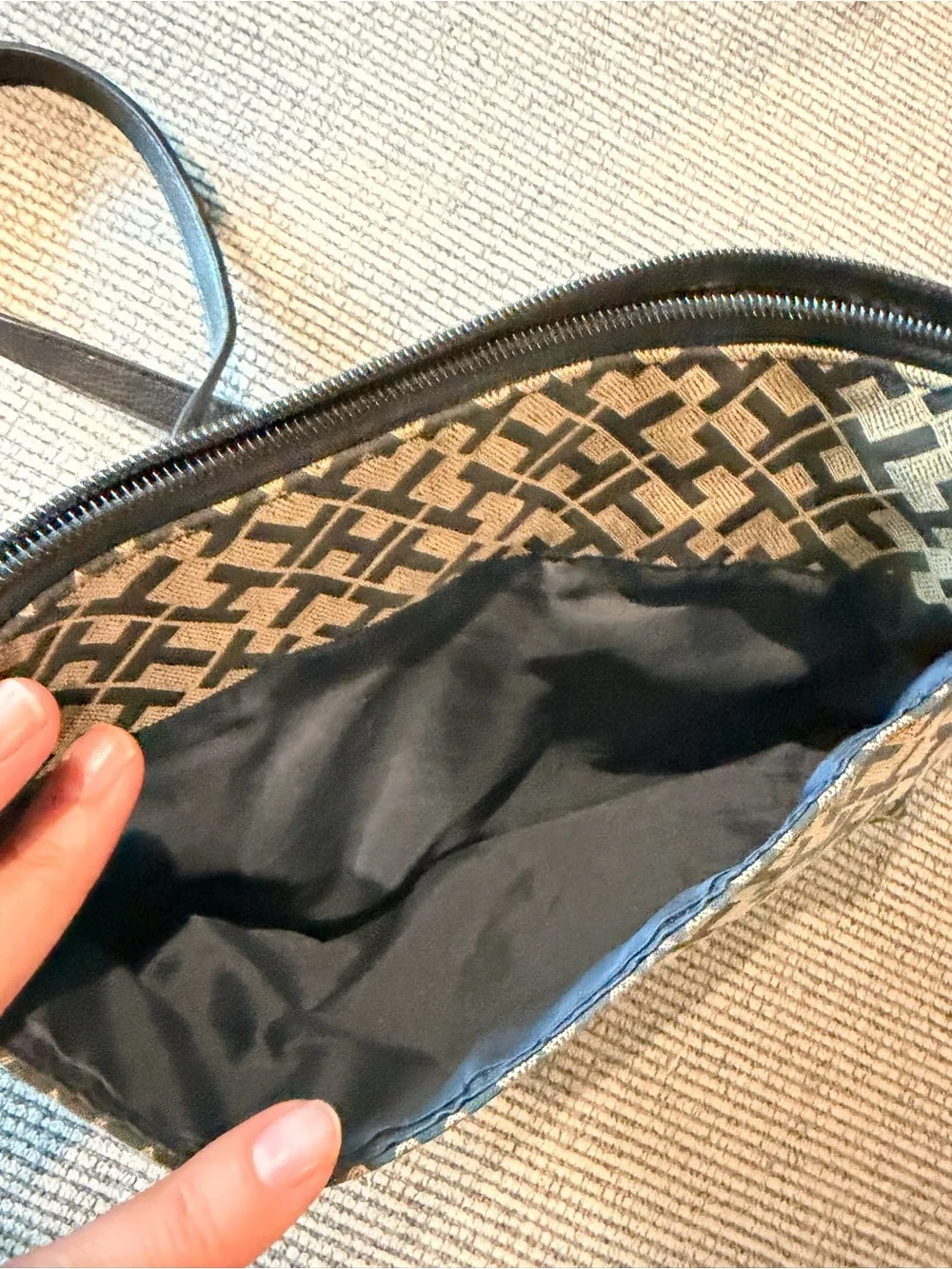 Tommy Hilfiger Black Logo Crossbody Bag